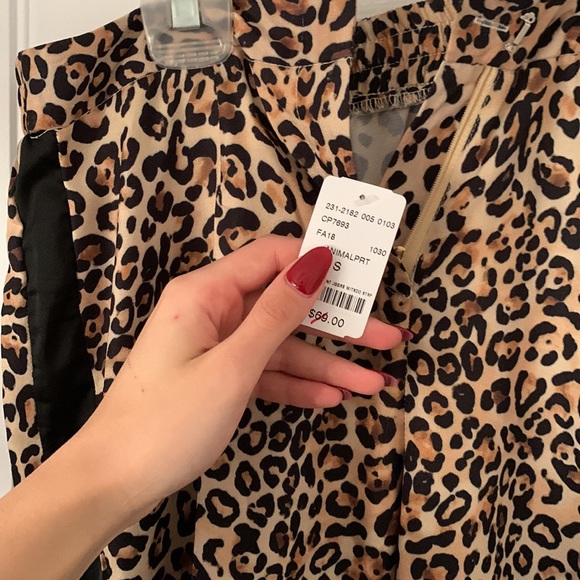 Cheetah Print pants - Picture 2 of 2